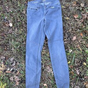 LOFT Women's Classic Blue Skinny Jeans